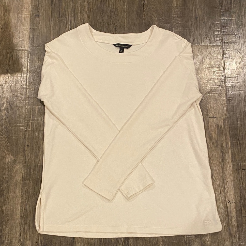 Banana Republic Cream Long Sleeve Top